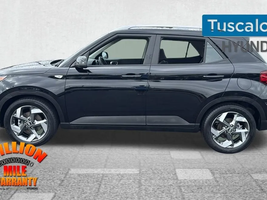 2022 Hyundai Venue SEL Limited photo 1