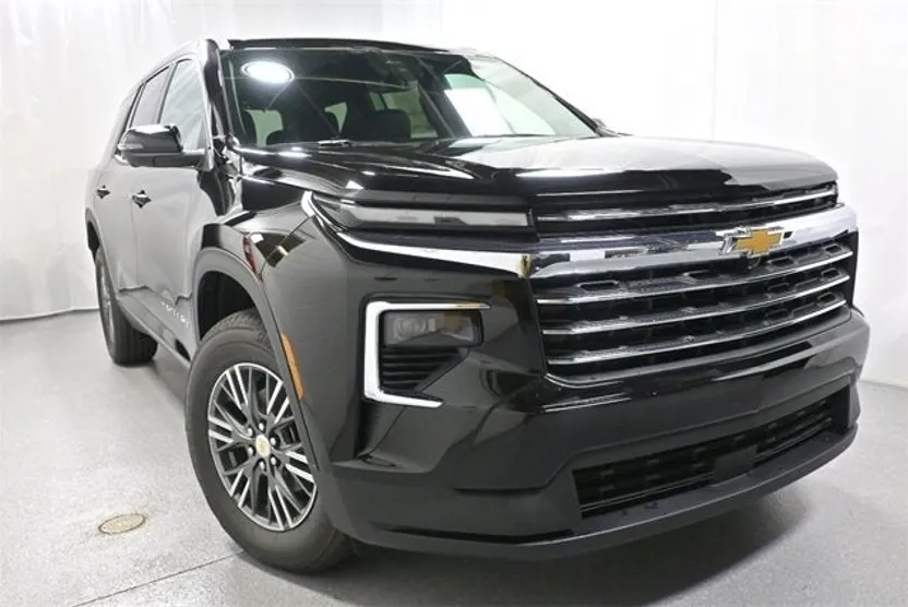 2026 Chevrolet Traverse photo 1