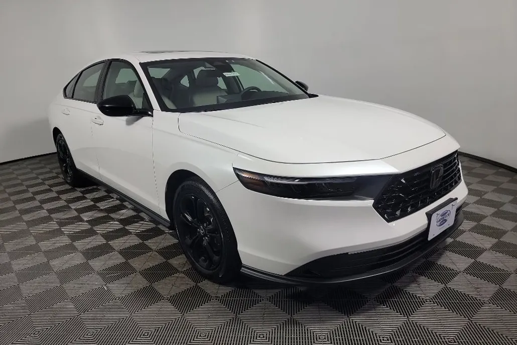 2025 Honda Accord SE photo 1