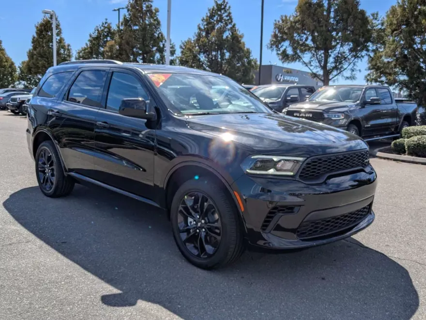 2025 Dodge Durango GT photo 1