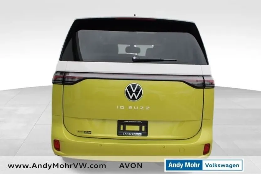 2025 Volkswagen ID. Buzz photo 1