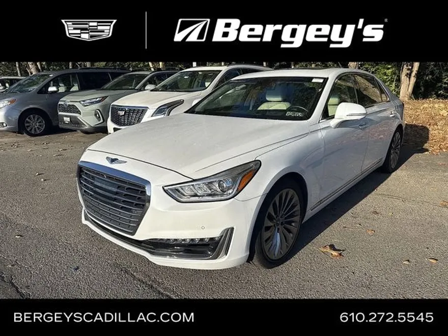 2017 Genesis G90 5.0 Ultimate photo 1