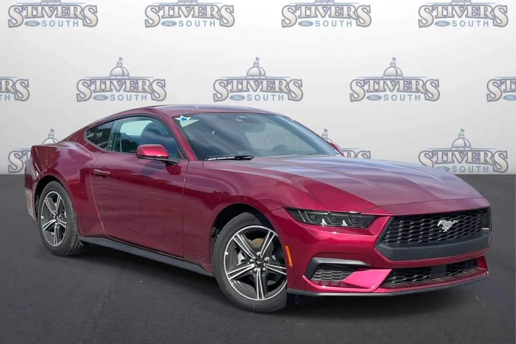 2025 Ford Mustang EcoBoost photo 1