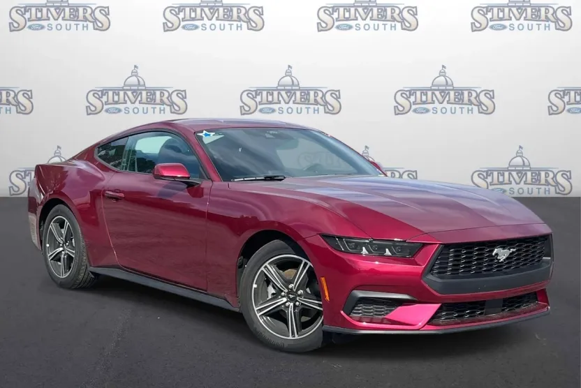 2025 Ford Mustang EcoBoost photo 1