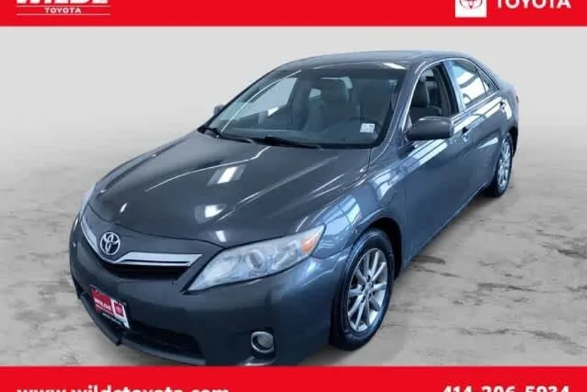 2011 Toyota Camry Hybrid photo 1