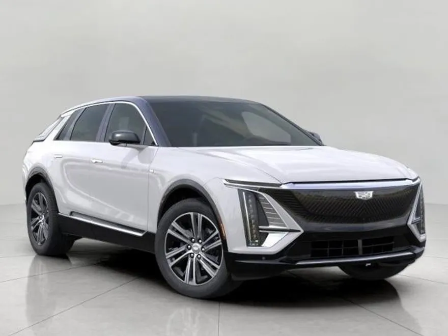 2025 Cadillac Lyriq Luxury photo 1