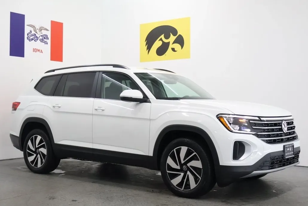 2025 Volkswagen Atlas SE Technology photo 1