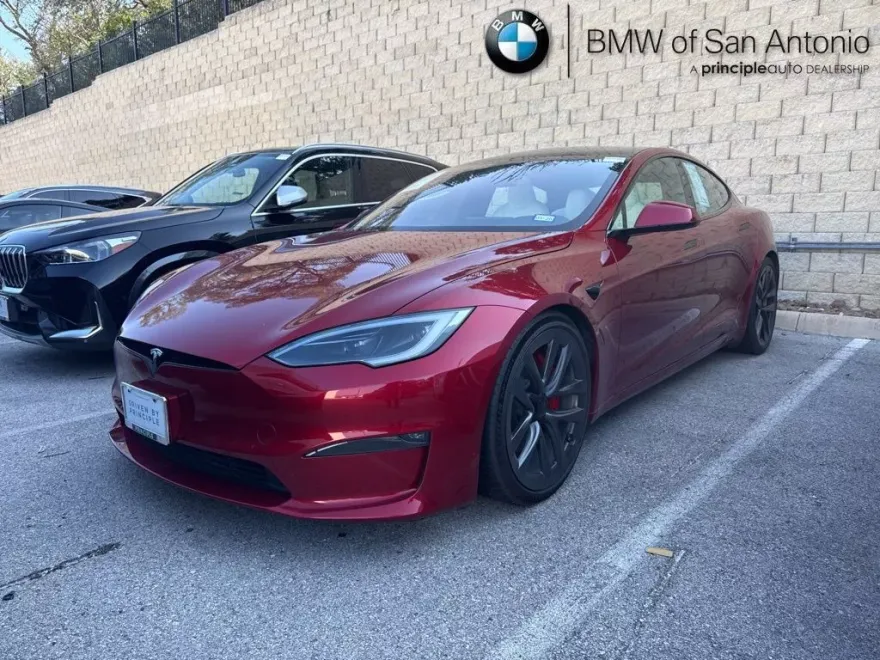 2023 Tesla Model S Plaid photo 1