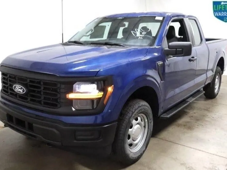 2025 Ford F-150 XL photo 1
