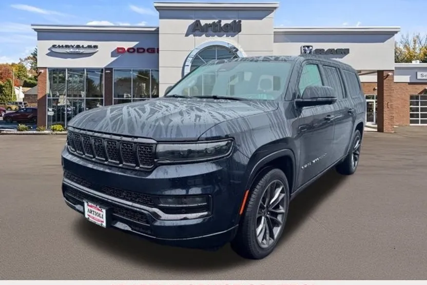 2024 Jeep Grand Wagoneer L III photo 1