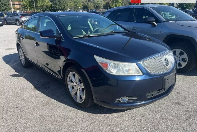 2011 Buick LaCrosse CXL photo 1