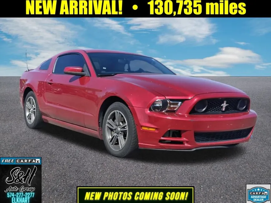 2013 Ford Mustang V6 Premium photo 1