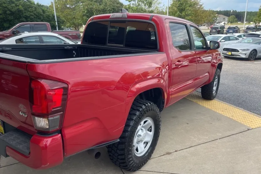 2021 Toyota Tacoma SR photo 1