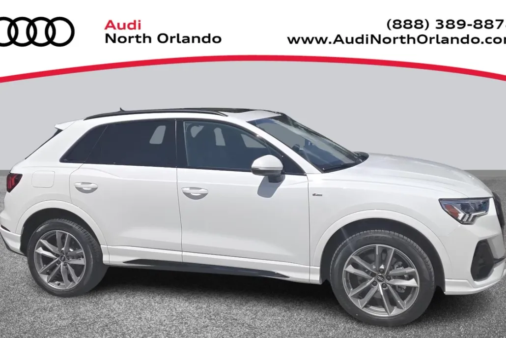 2025 Audi Q3 S line Premium photo 1