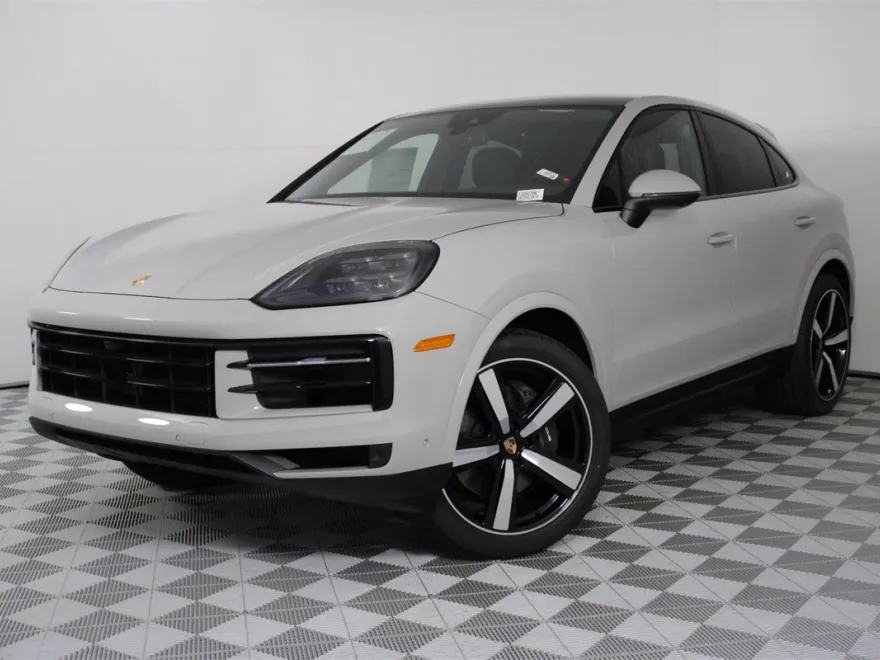 2025 Porsche Cayenne Coupe photo 1
