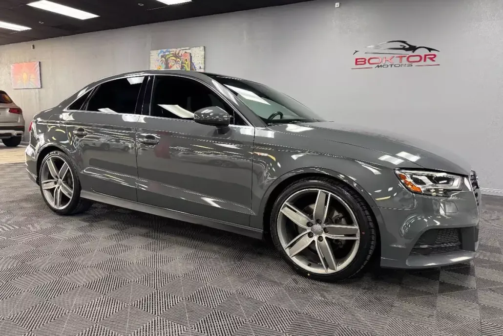 2019 Audi A3 Premium Plus 40 TFSI photo 1