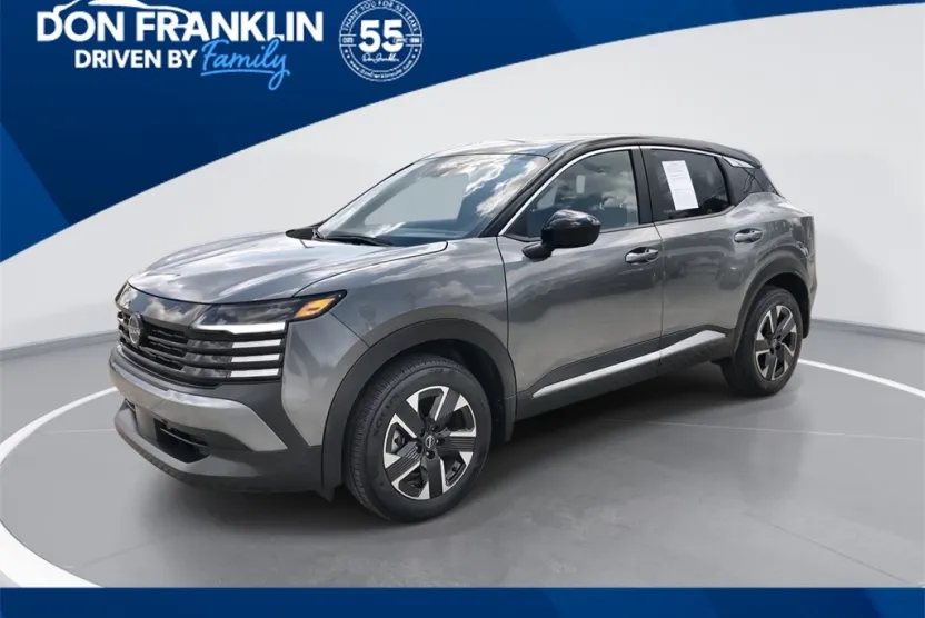 2025 Nissan Kicks SV photo 1
