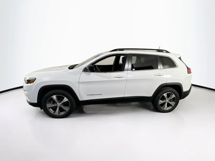 2022 Jeep Cherokee Limited photo 1