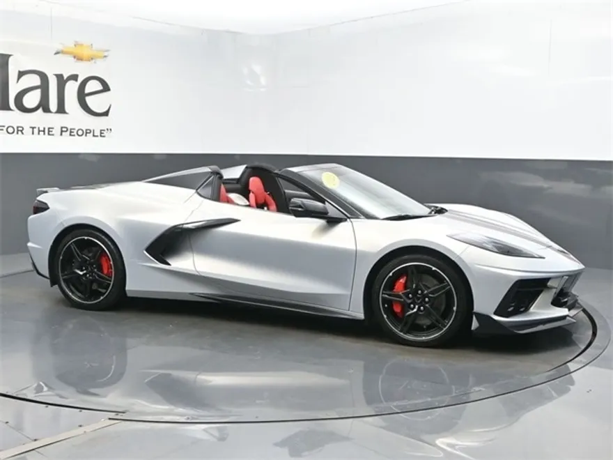 2021 Chevrolet Corvette Stingray 3LT Convertible photo 1