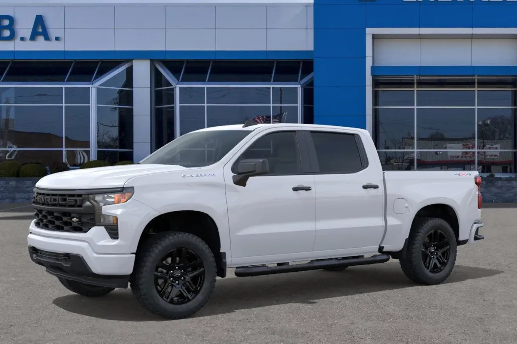 2026 Chevrolet Silverado 1500 Custom photo 1