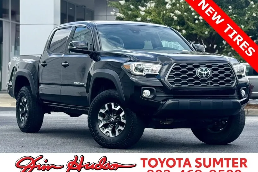 2023 Toyota Tacoma TRD Off-Road V6 photo 1