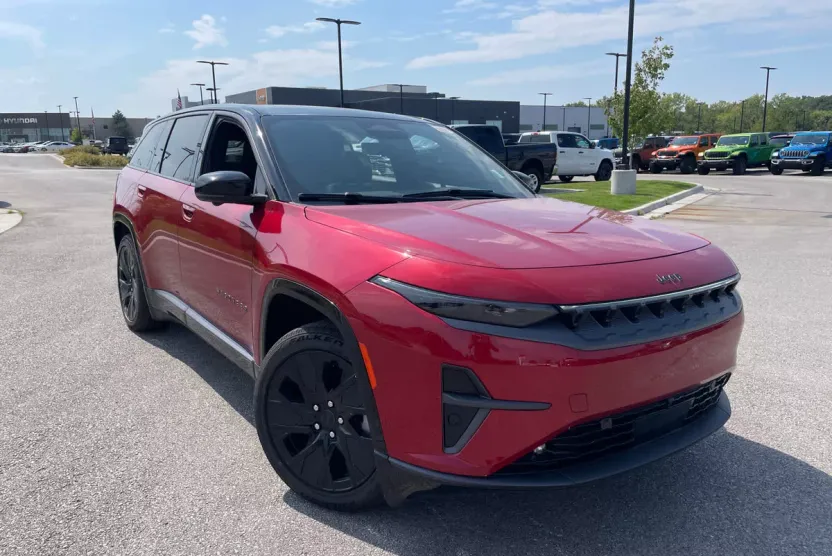 2025 Jeep Wagoneer S Launch Edition photo 1