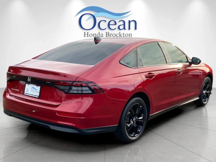 2025 Honda Accord SE photo 1