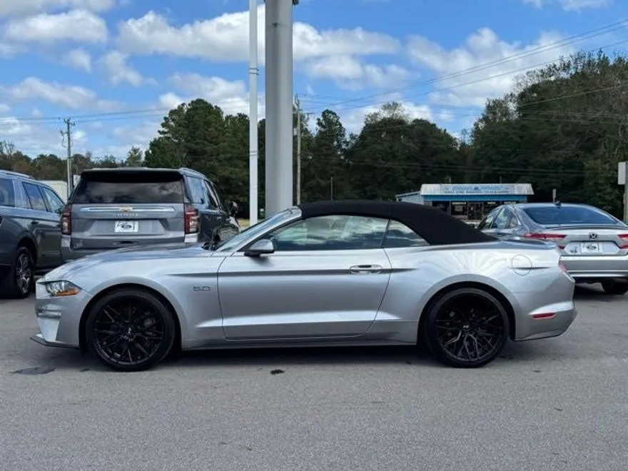 2022 Ford Mustang GT Premium Convertible photo 1