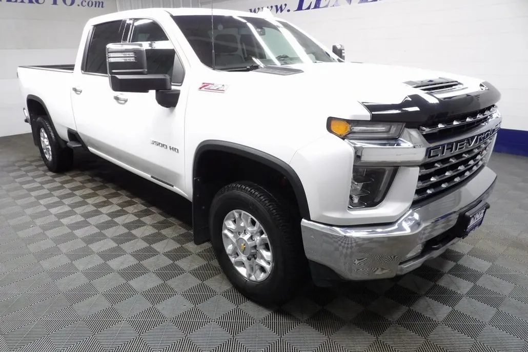 2022 Chevrolet Silverado 3500HD LTZ photo 1