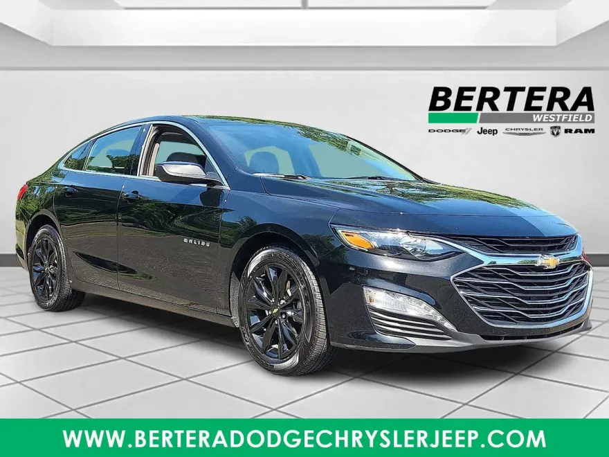 2025 Chevrolet Malibu 1LT photo 1