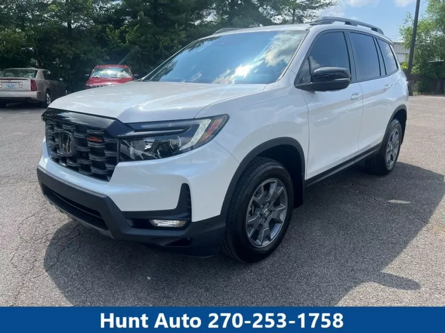 2025 Honda Passport TrailSport photo 1
