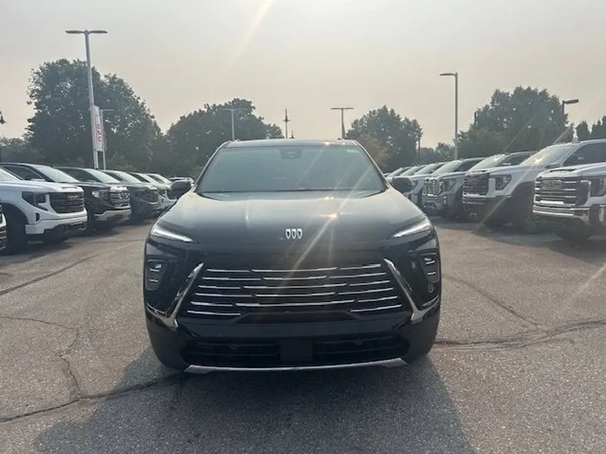 2026 Buick Enclave Preferred photo 1