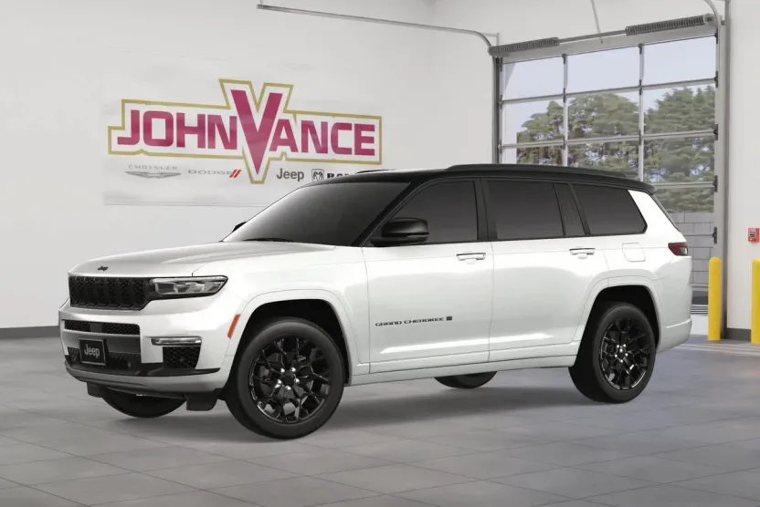 2025 Jeep Grand Cherokee L Summit photo 1