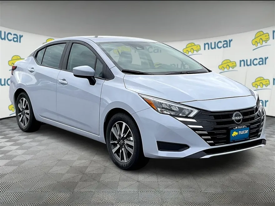 2025 Nissan Versa SV photo 2