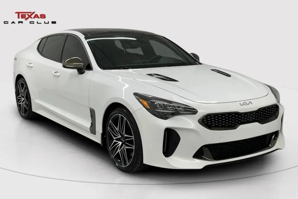 2022 Kia Stinger GT1 photo 1