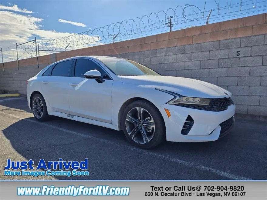 2021 Kia K5 EX photo 1