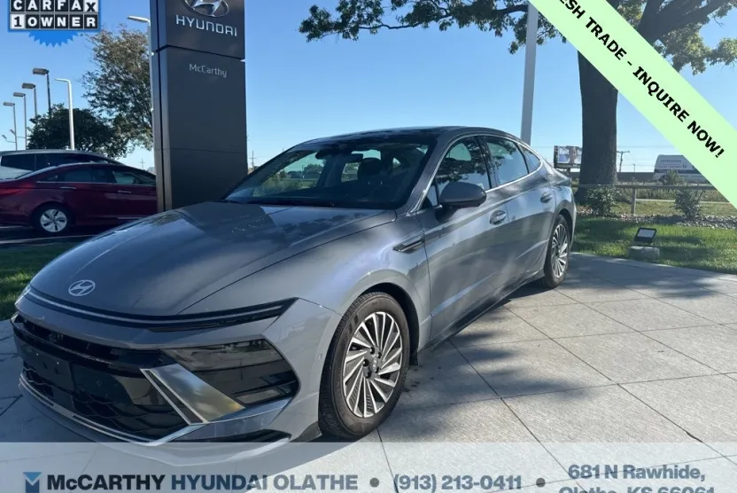 2025 Hyundai Sonata Hybrid Limited photo 1