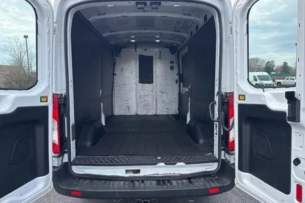 2020 Ford Transit Cargo Van photo 1