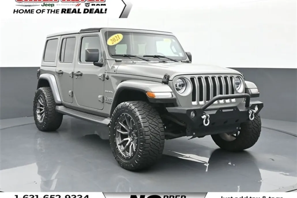 2021 Jeep Wrangler Unlimited Sahara photo 1