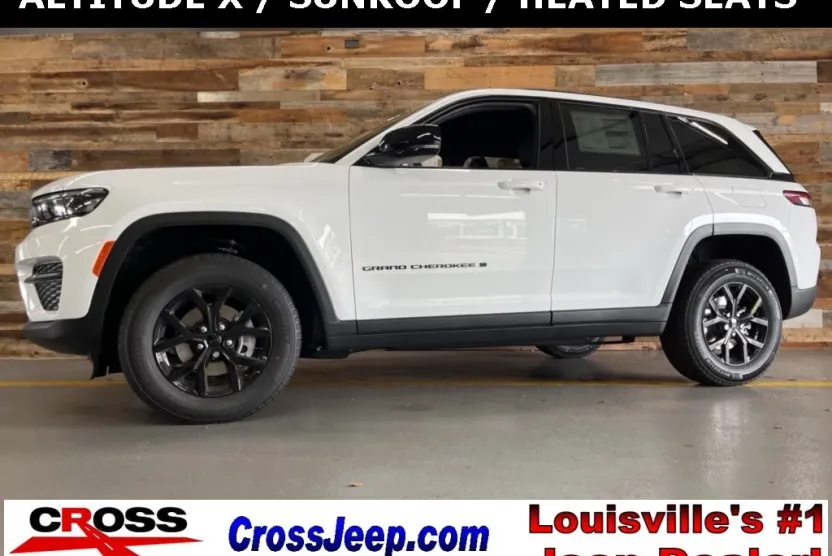 2025 Jeep Grand Cherokee Laredo Altitude photo 1