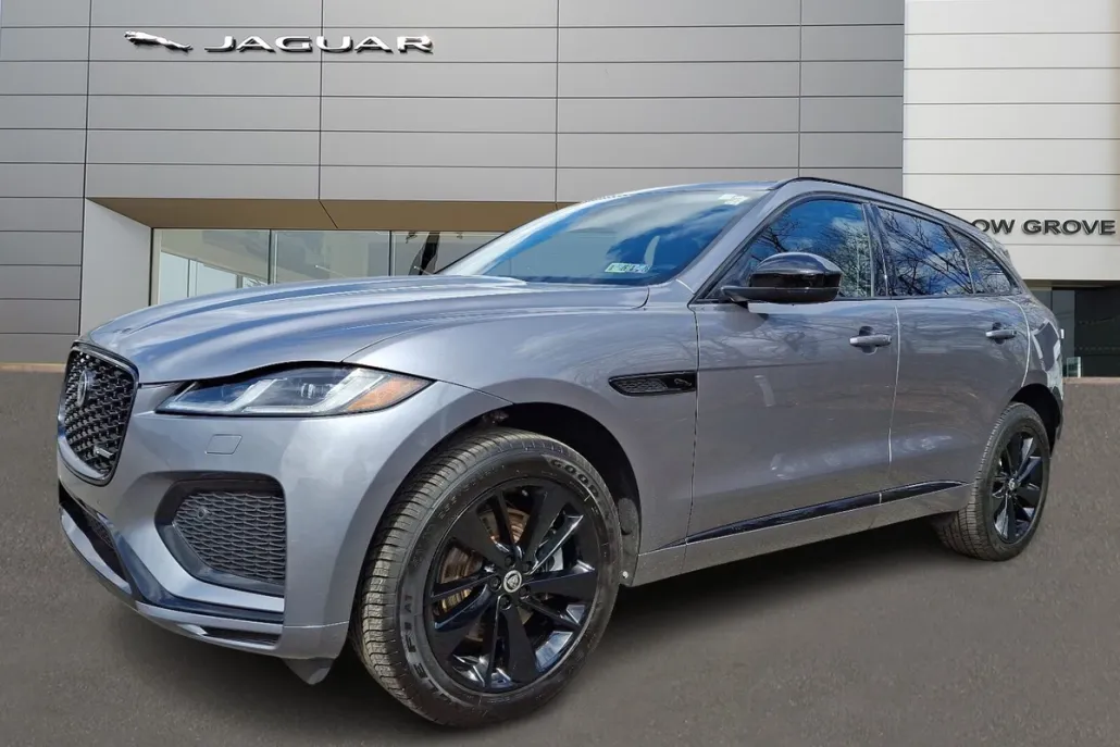 2025 Jaguar F-PACE R-Dynamic S P250 photo 1