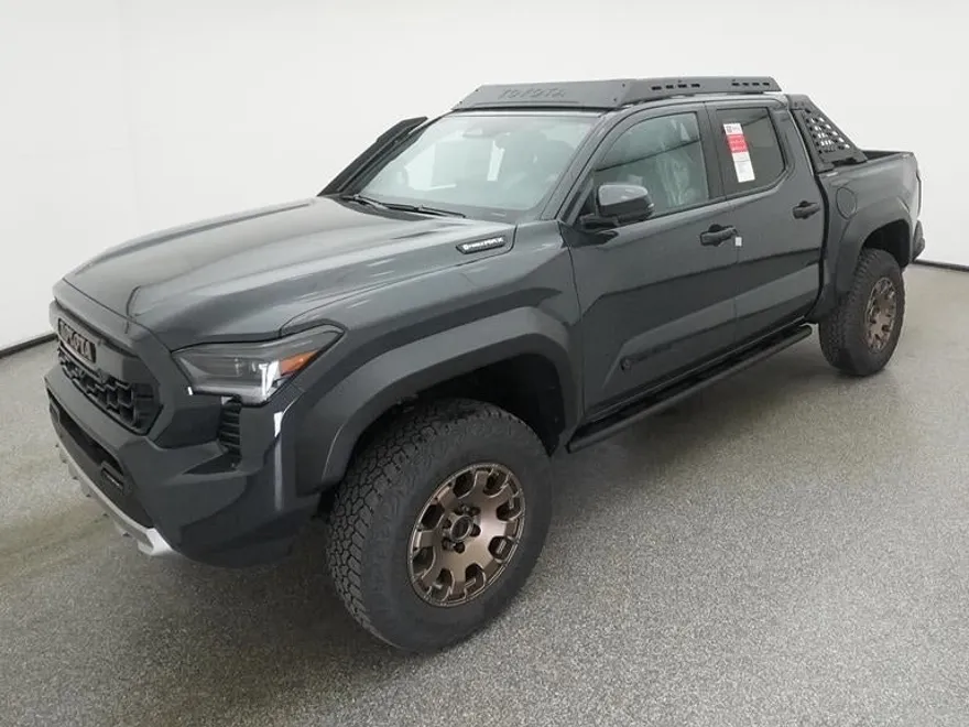 2025 Toyota Tacoma Trailhunter photo 1