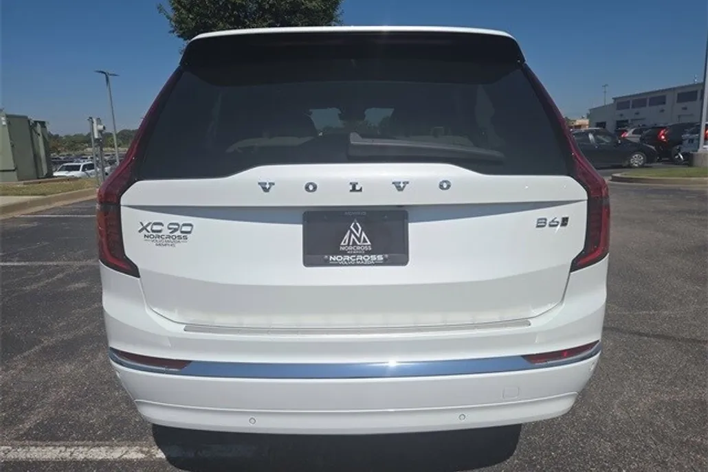 2026 Volvo XC90 photo 1
