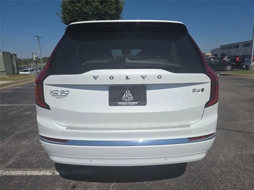 2026 Volvo XC90 photo 1