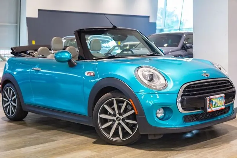 2018 Mini Cooper Convertible photo 1