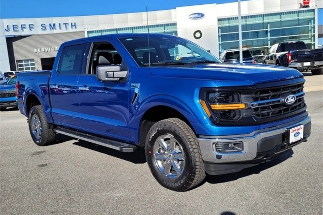 2024 Ford F-150 XLT photo 1