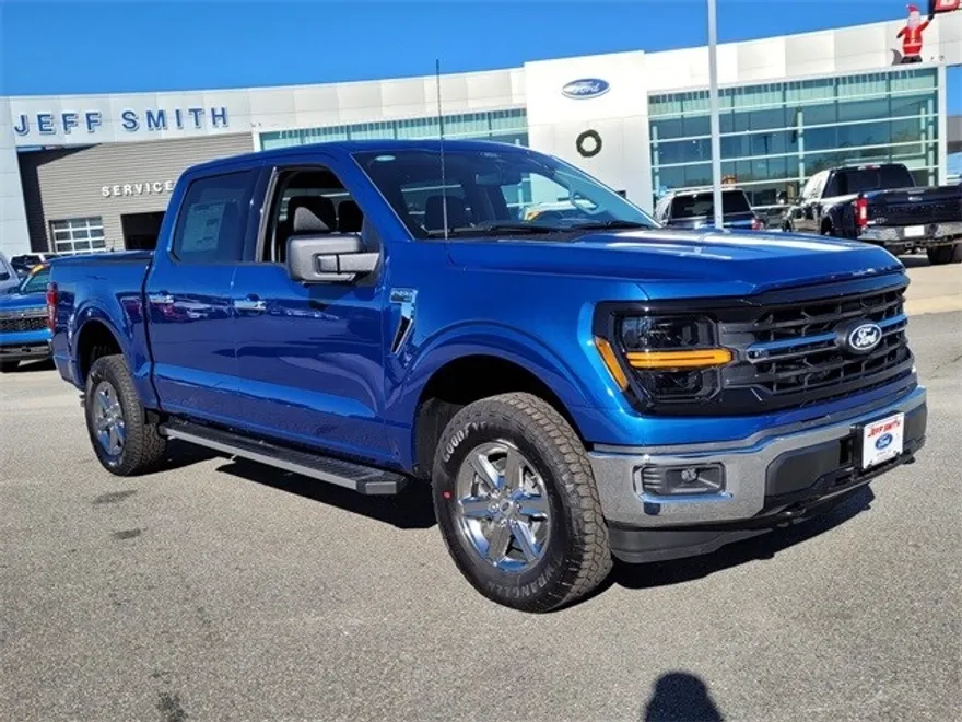 2024 Ford F-150 XLT photo 1