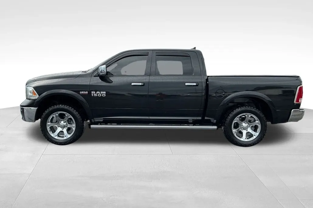 2018 Ram 1500 Laramie photo 1