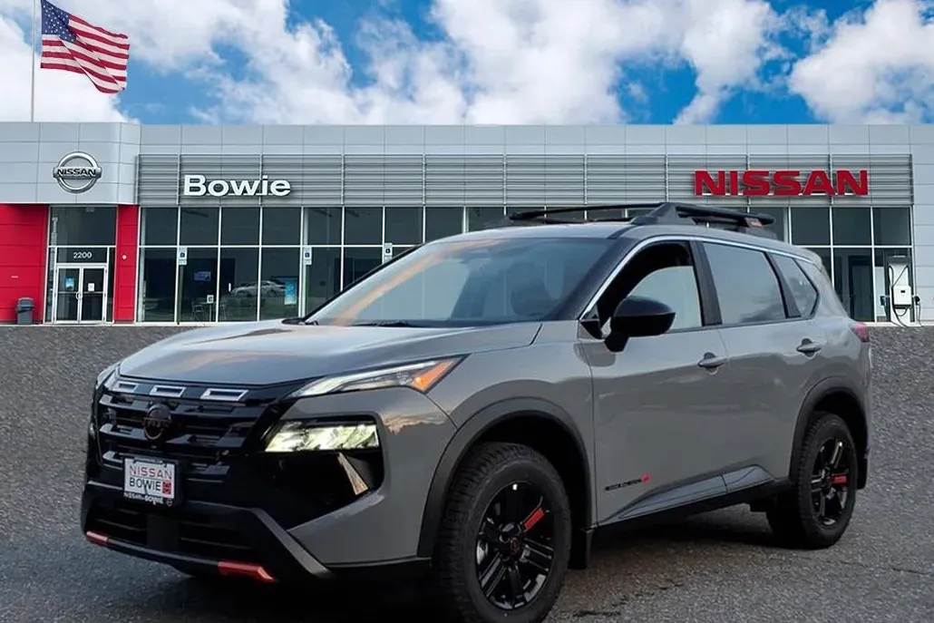 2026 Nissan Rogue SV photo 1