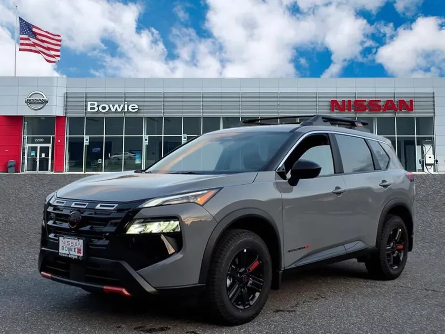 2026 Nissan Rogue SV photo 1